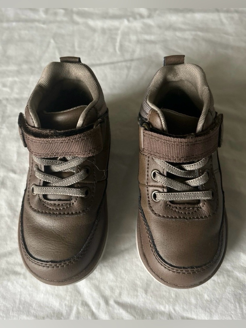 Stride Rite boots For Little Kids, Size 5M, Color Brown, Gently Used.